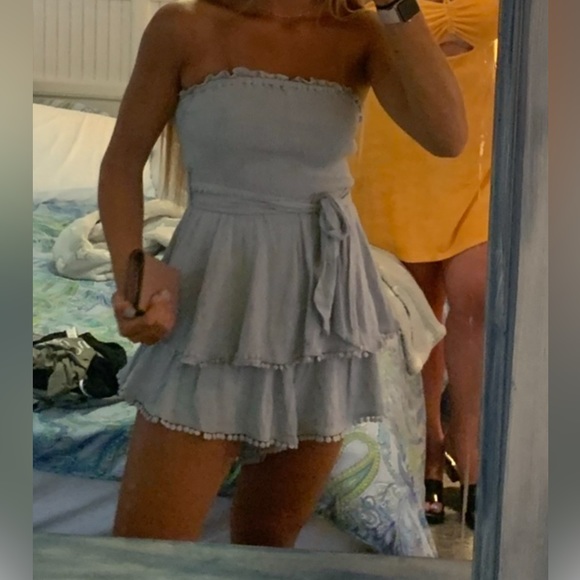 Light blue ruffle Romper - Picture 5 of 5